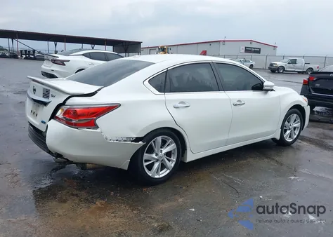 2014 Nissan Altima 2.5 Sv from USA, damaged, VIN 1N4AL3APXEC204485